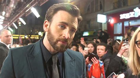 chris evans leaked nudes|Chris Evans accidentally shares penis pic, driving Twitter wild